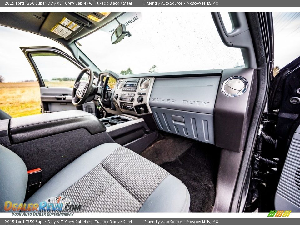 2015 Ford F350 Super Duty XLT Crew Cab 4x4 Tuxedo Black / Steel Photo #27