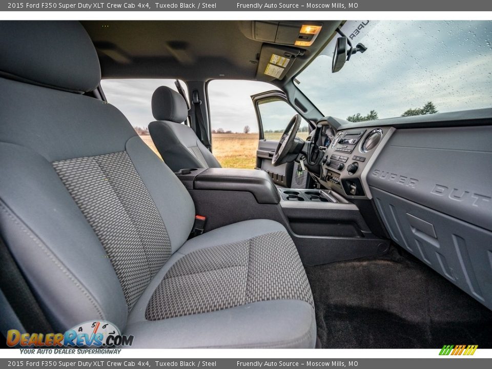 2015 Ford F350 Super Duty XLT Crew Cab 4x4 Tuxedo Black / Steel Photo #28