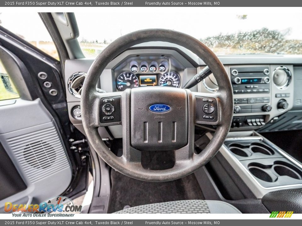 2015 Ford F350 Super Duty XLT Crew Cab 4x4 Tuxedo Black / Steel Photo #32