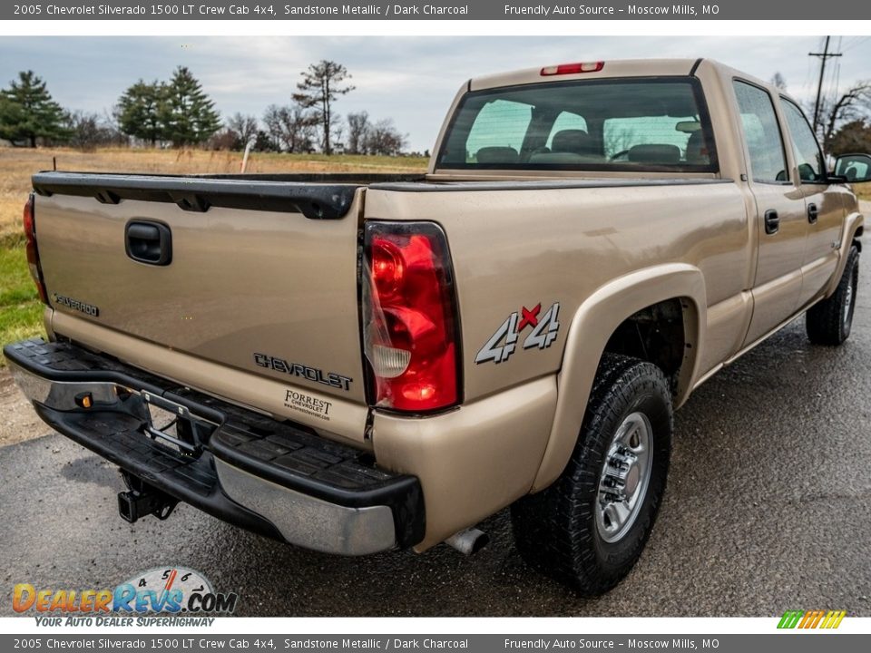 2005 Chevrolet Silverado 1500 LT Crew Cab 4x4 Sandstone Metallic / Dark Charcoal Photo #3