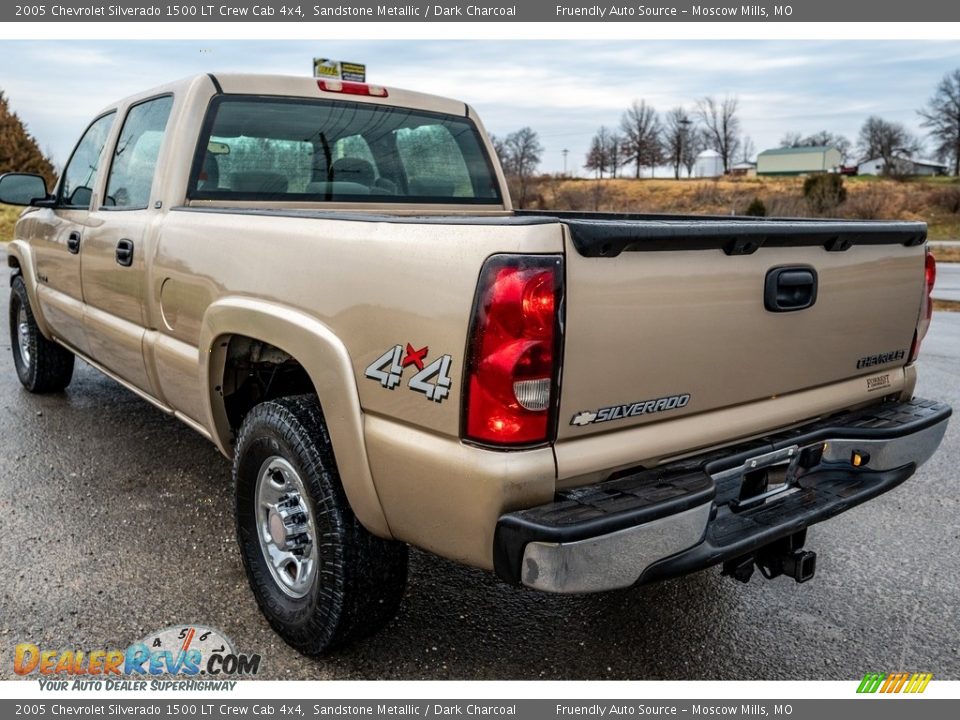 Sandstone Metallic 2005 Chevrolet Silverado 1500 LT Crew Cab 4x4 Photo #5