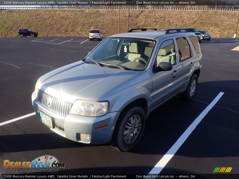 2006 Mercury Mariner Luxury 4WD Satellite Silver Metallic / Pebble/Light Parchment Photo #7