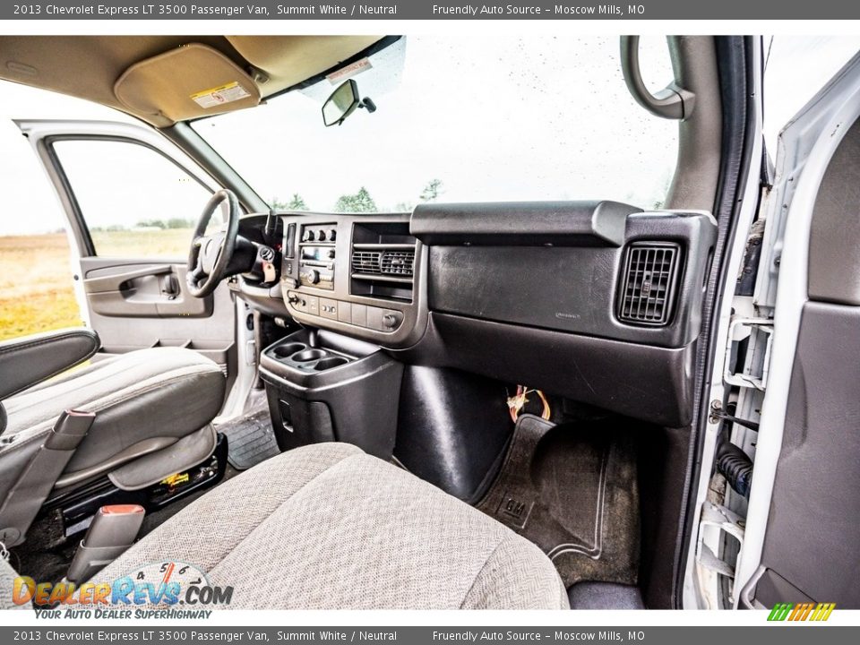 2013 Chevrolet Express LT 3500 Passenger Van Summit White / Neutral Photo #31