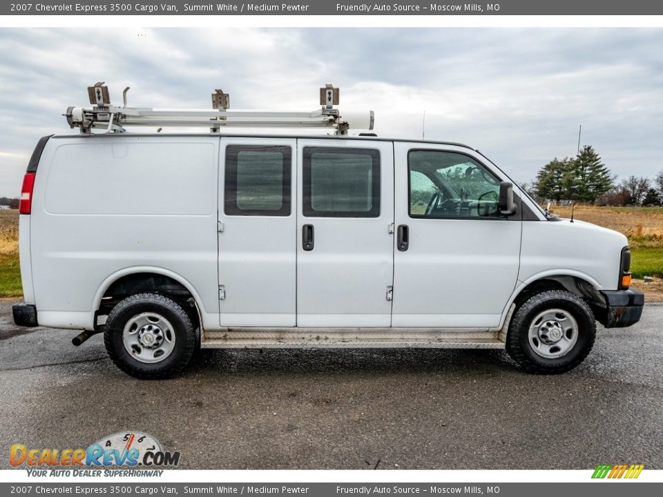 2007 Chevrolet Express 3500 Cargo Van Summit White / Medium Pewter Photo #3