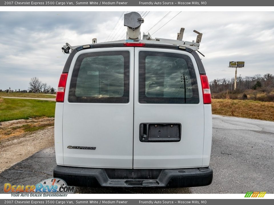 2007 Chevrolet Express 3500 Cargo Van Summit White / Medium Pewter Photo #5