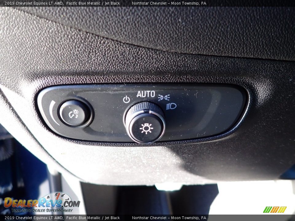 2019 Chevrolet Equinox LT AWD Pacific Blue Metallic / Jet Black Photo #27
