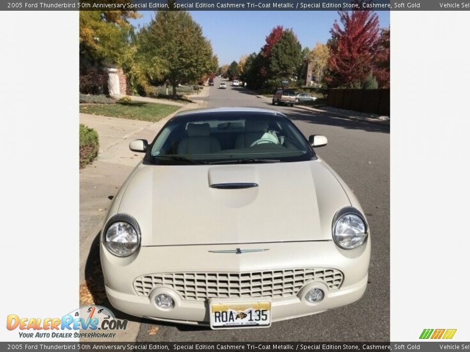 2005 Ford Thunderbird 50th Anniversary Special Edition Special Edition Cashmere Tri-Coat Metallic / Special Edition Stone, Cashmere, Soft Gold Photo #9