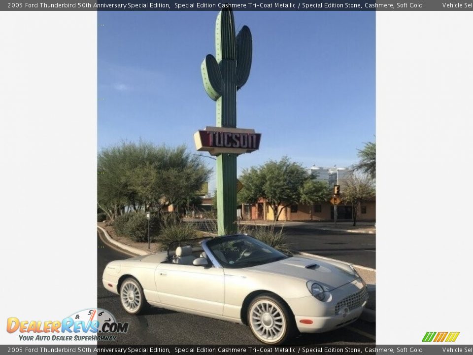 2005 Ford Thunderbird 50th Anniversary Special Edition Special Edition Cashmere Tri-Coat Metallic / Special Edition Stone, Cashmere, Soft Gold Photo #12