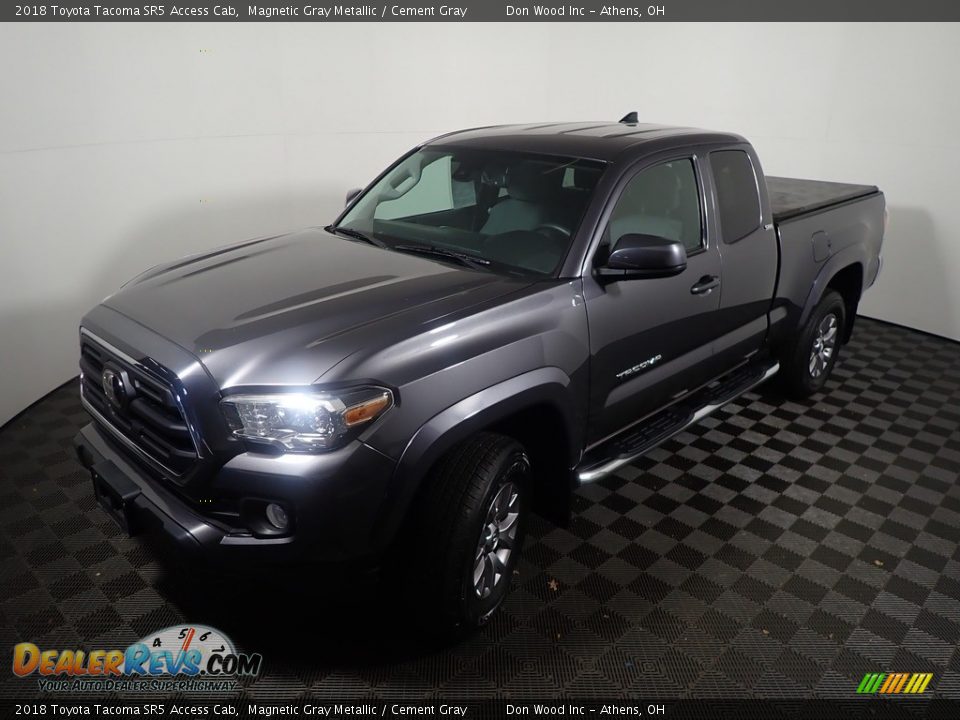 2018 Toyota Tacoma SR5 Access Cab Magnetic Gray Metallic / Cement Gray Photo #9