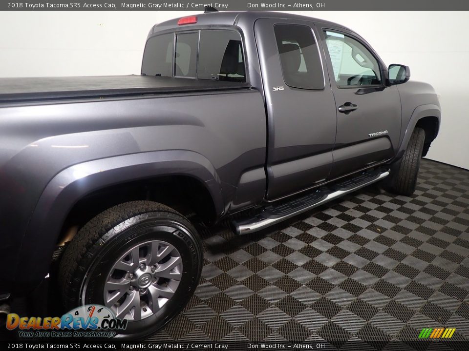 2018 Toyota Tacoma SR5 Access Cab Magnetic Gray Metallic / Cement Gray Photo #18