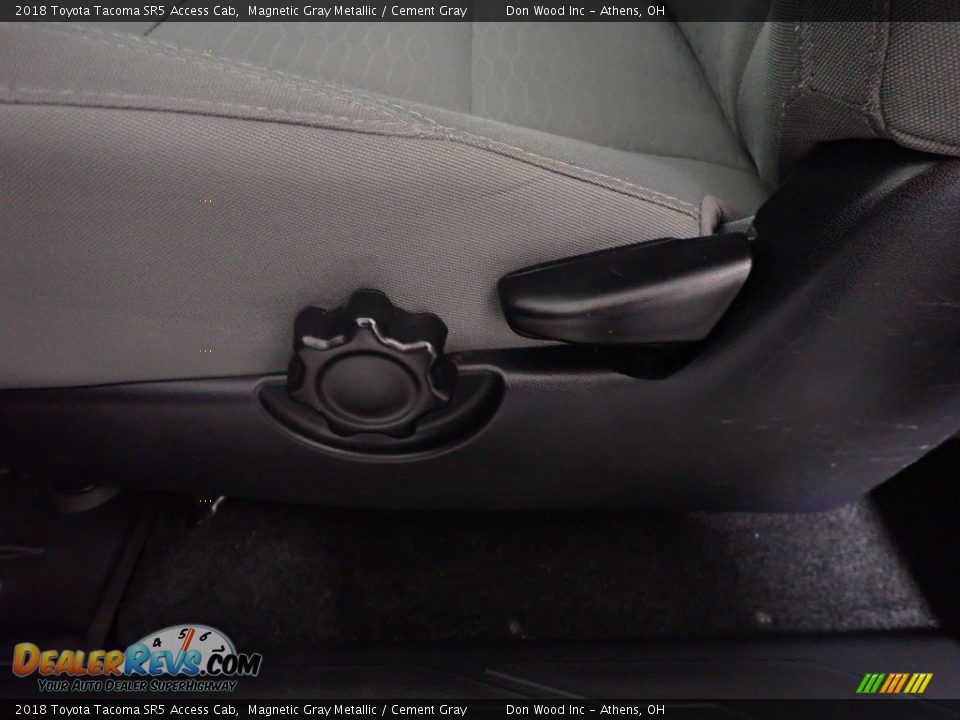 2018 Toyota Tacoma SR5 Access Cab Magnetic Gray Metallic / Cement Gray Photo #22