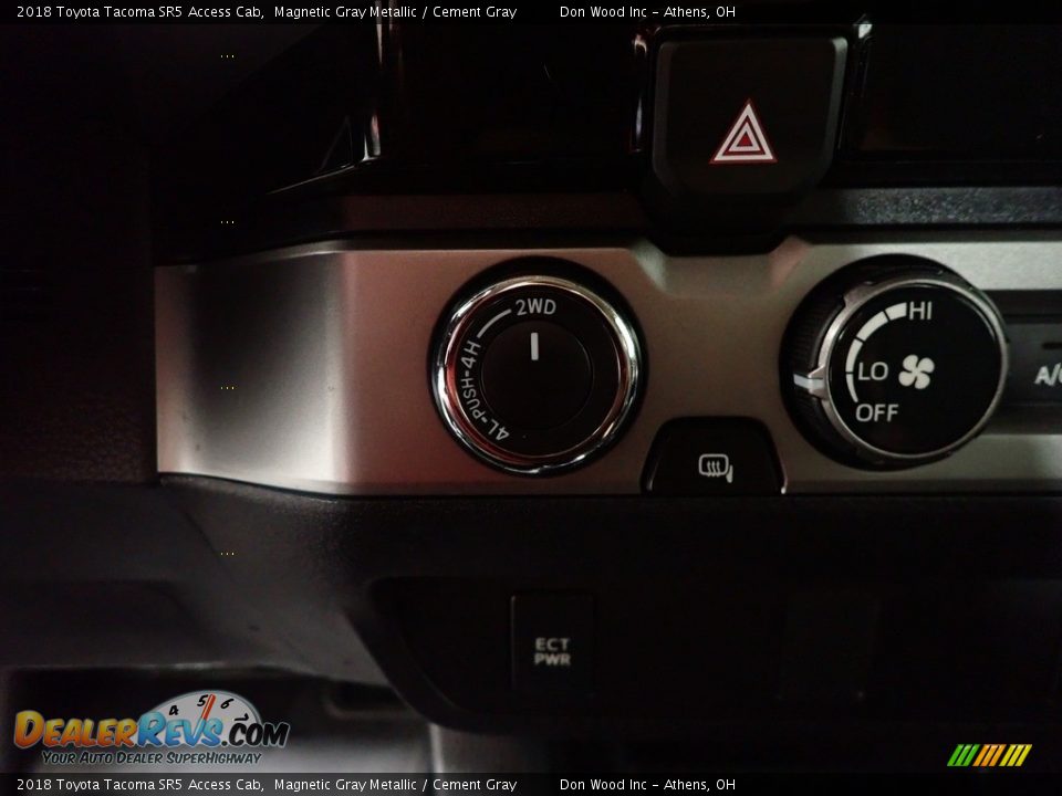 2018 Toyota Tacoma SR5 Access Cab Magnetic Gray Metallic / Cement Gray Photo #31