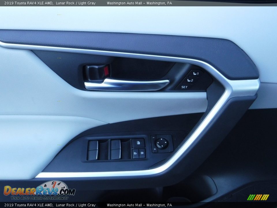 2019 Toyota RAV4 XLE AWD Lunar Rock / Light Gray Photo #13