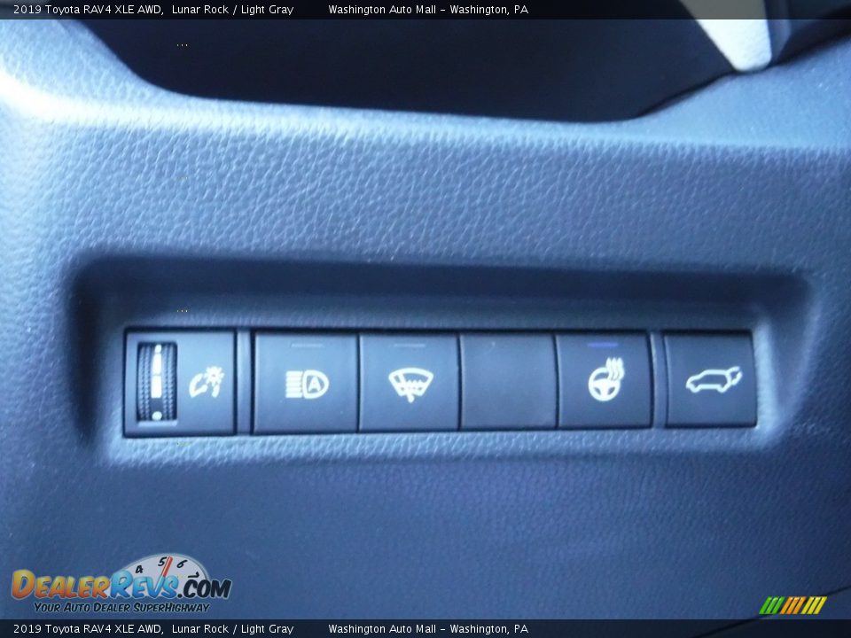 2019 Toyota RAV4 XLE AWD Lunar Rock / Light Gray Photo #15