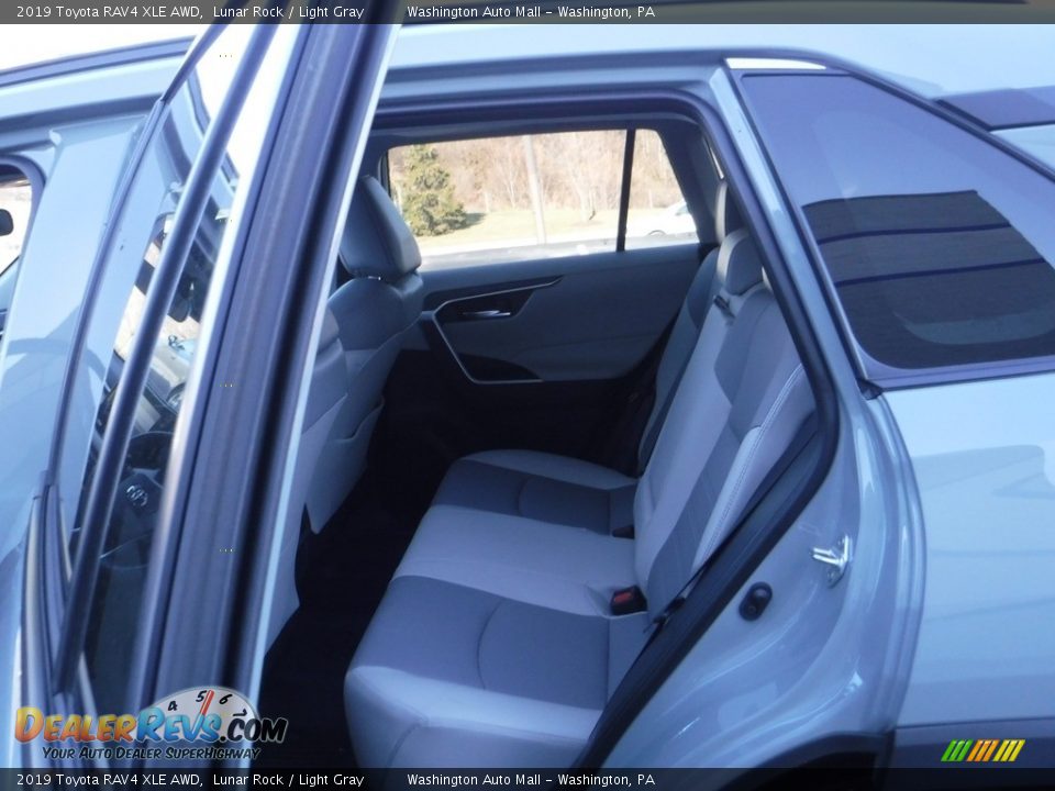 2019 Toyota RAV4 XLE AWD Lunar Rock / Light Gray Photo #27