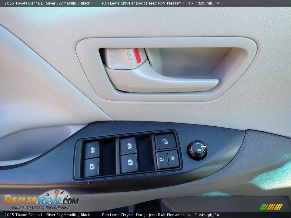 Door Panel of 2015 Toyota Sienna L Photo #14