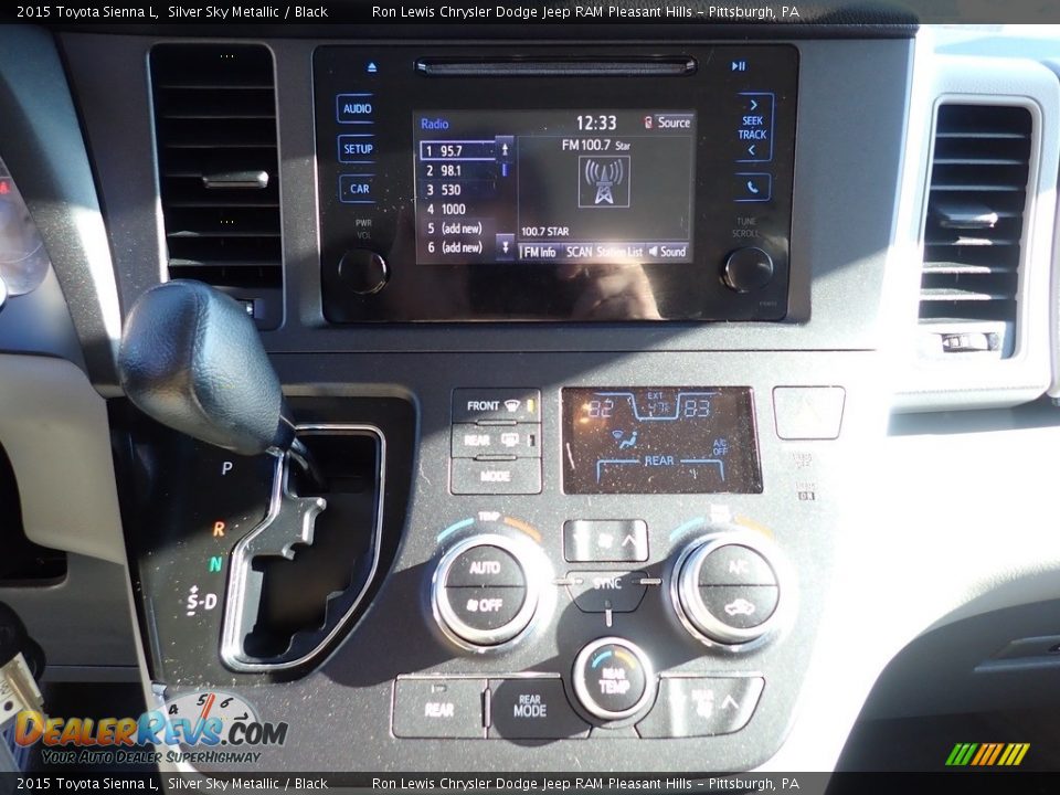 Controls of 2015 Toyota Sienna L Photo #19