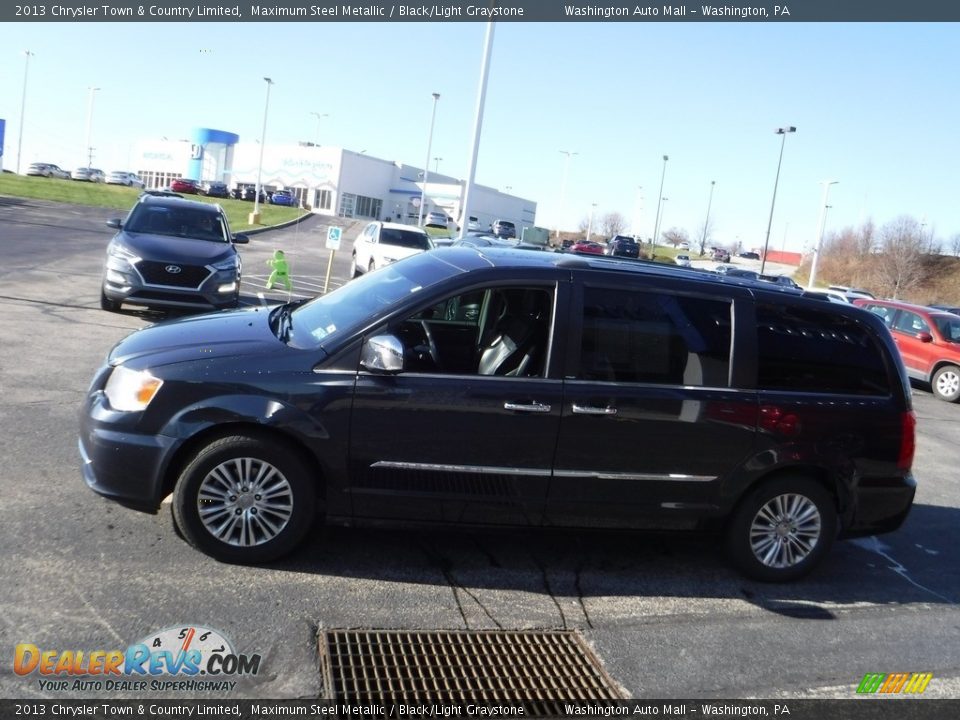 2013 Chrysler Town & Country Limited Maximum Steel Metallic / Black/Light Graystone Photo #7