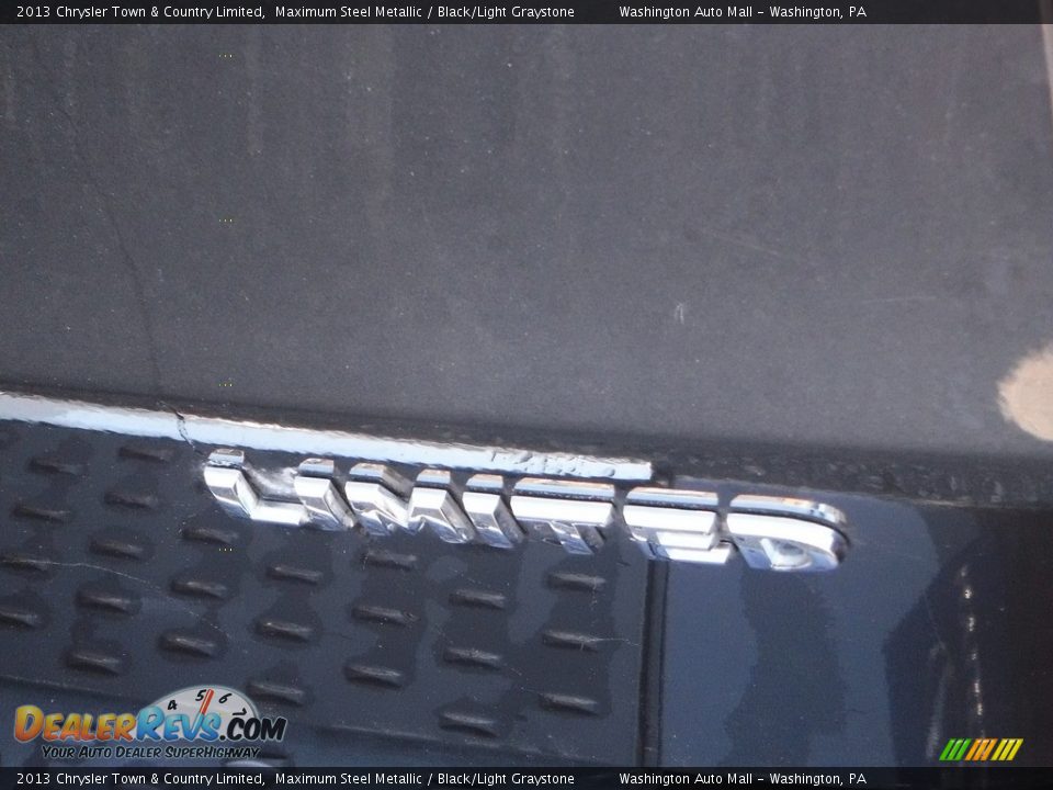 2013 Chrysler Town & Country Limited Maximum Steel Metallic / Black/Light Graystone Photo #10