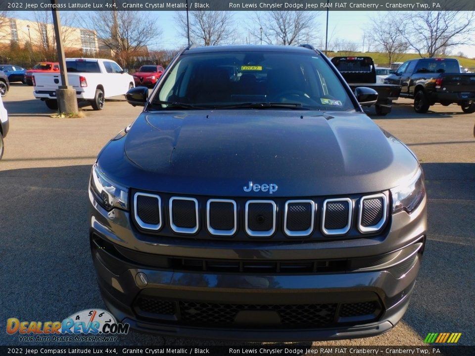 2022 Jeep Compass Latitude Lux 4x4 Granite Crystal Metallic / Black Photo #2