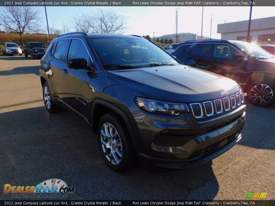 2022 Jeep Compass Latitude Lux 4x4 Granite Crystal Metallic / Black Photo #3