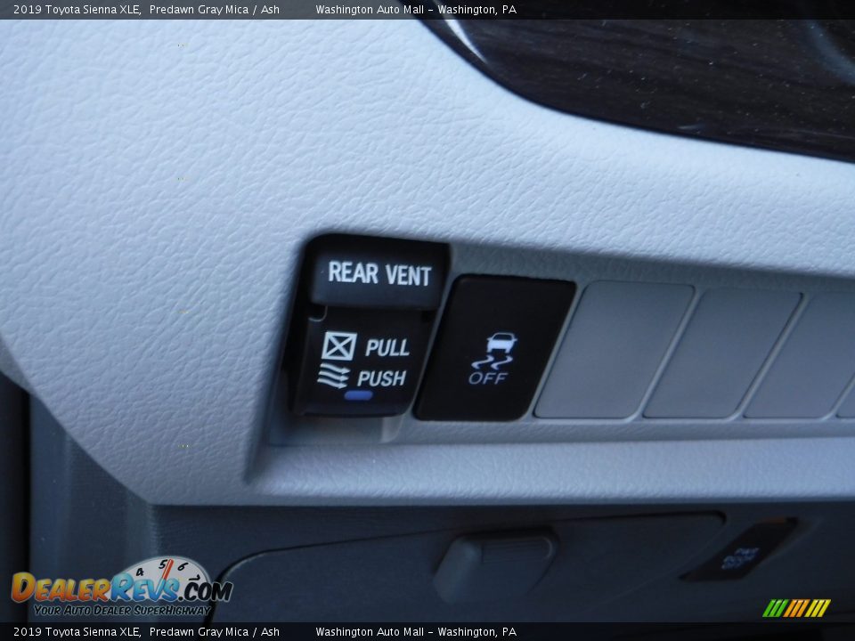 2019 Toyota Sienna XLE Predawn Gray Mica / Ash Photo #21