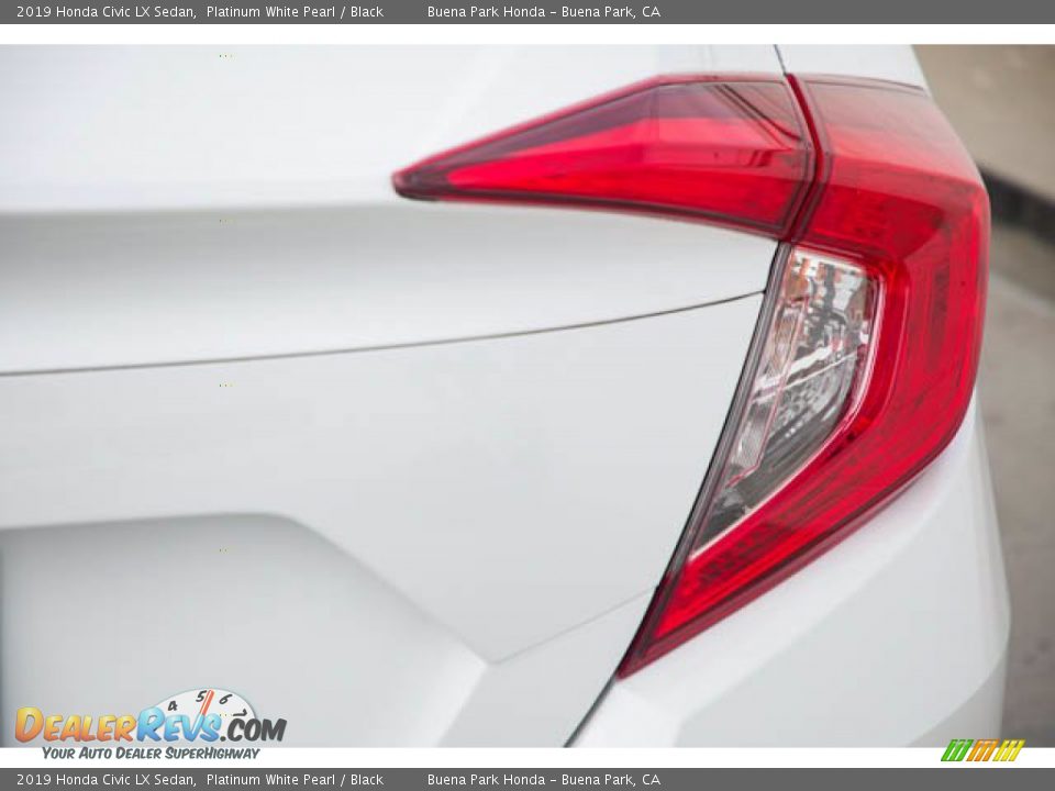 2019 Honda Civic LX Sedan Platinum White Pearl / Black Photo #13