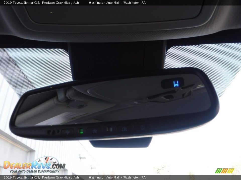 2019 Toyota Sienna XLE Predawn Gray Mica / Ash Photo #26