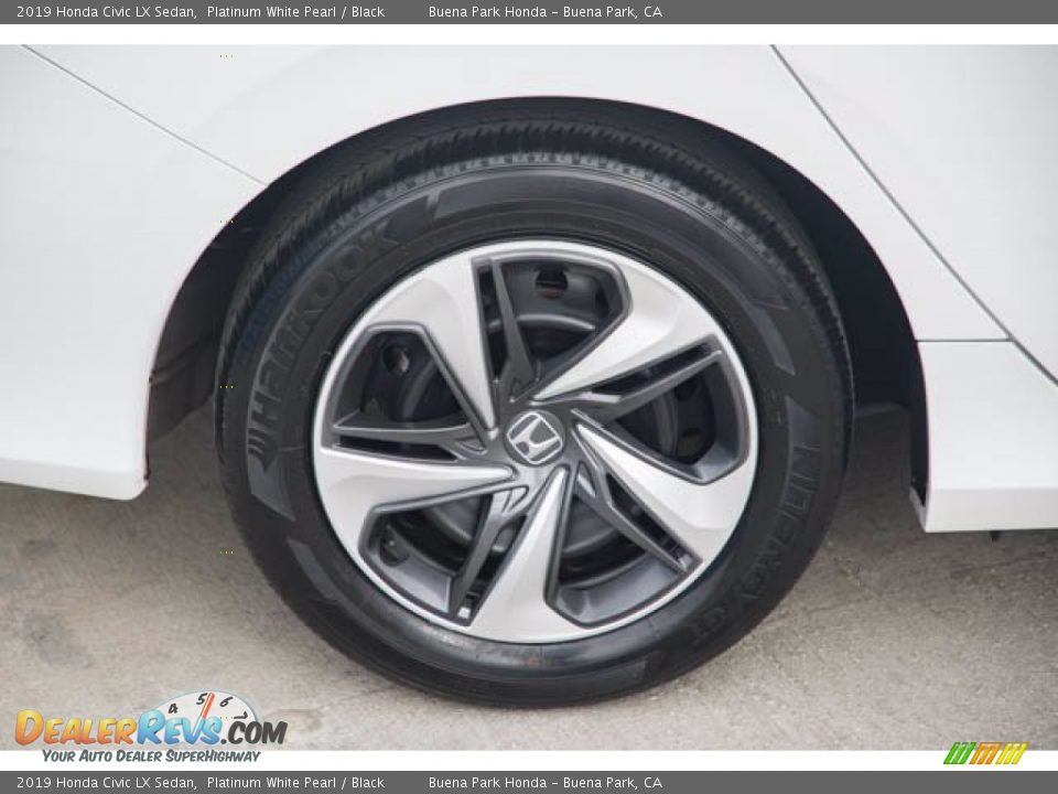 2019 Honda Civic LX Sedan Platinum White Pearl / Black Photo #35