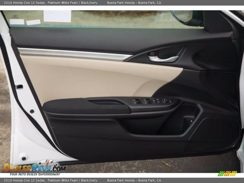 2019 Honda Civic LX Sedan Platinum White Pearl / Black/Ivory Photo #29