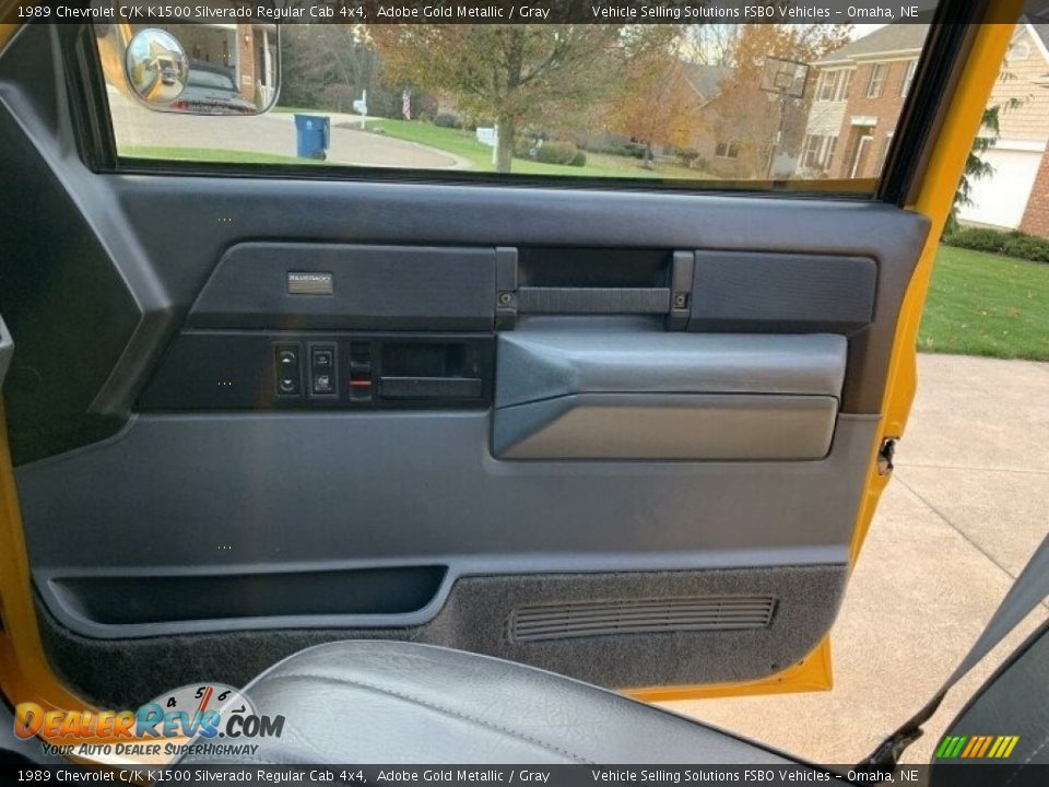 Door Panel of 1989 Chevrolet C/K K1500 Silverado Regular Cab 4x4 Photo #9