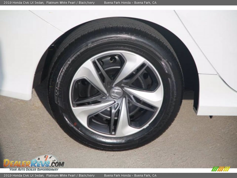2019 Honda Civic LX Sedan Platinum White Pearl / Black/Ivory Photo #35