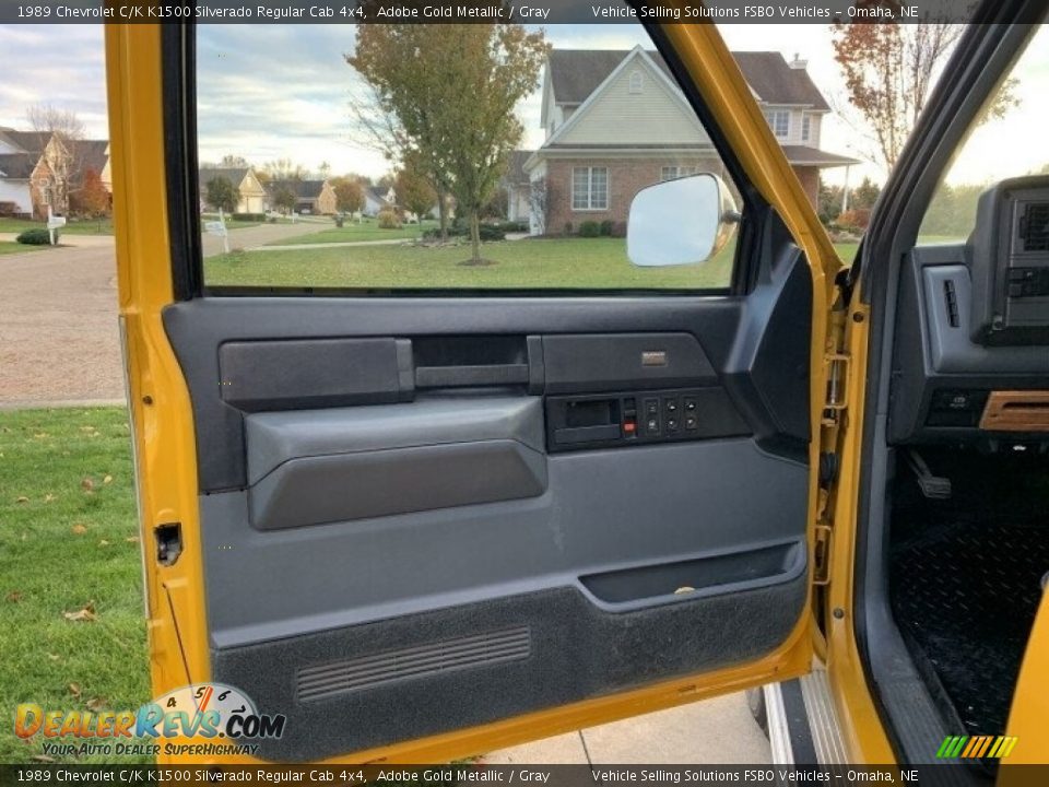 Door Panel of 1989 Chevrolet C/K K1500 Silverado Regular Cab 4x4 Photo #13
