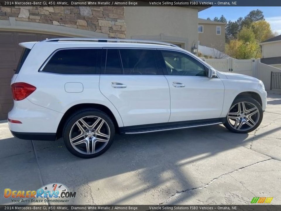 2014 Mercedes-Benz GL 450 4Matic Diamond White Metallic / Almond Beige Photo #16