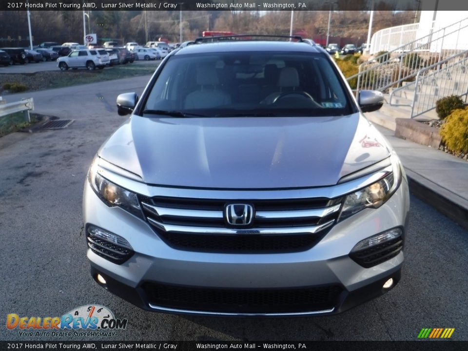 2017 Honda Pilot Touring AWD Lunar Silver Metallic / Gray Photo #9