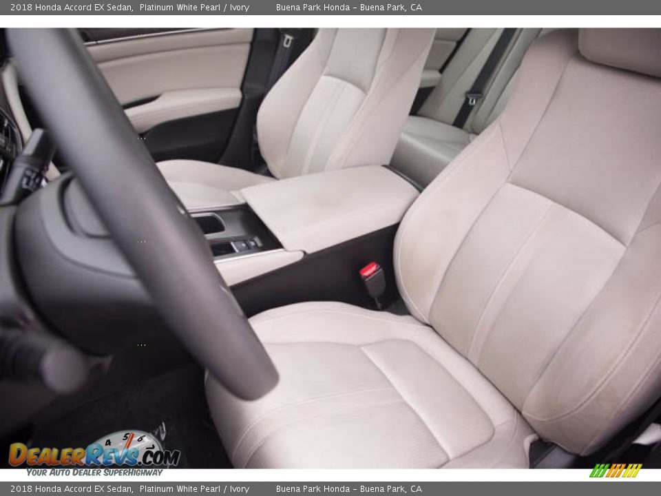 2018 Honda Accord EX Sedan Platinum White Pearl / Ivory Photo #15