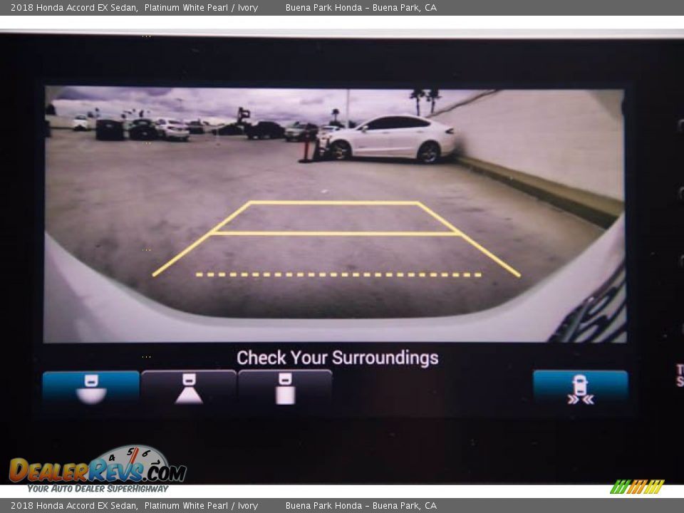 2018 Honda Accord EX Sedan Platinum White Pearl / Ivory Photo #26