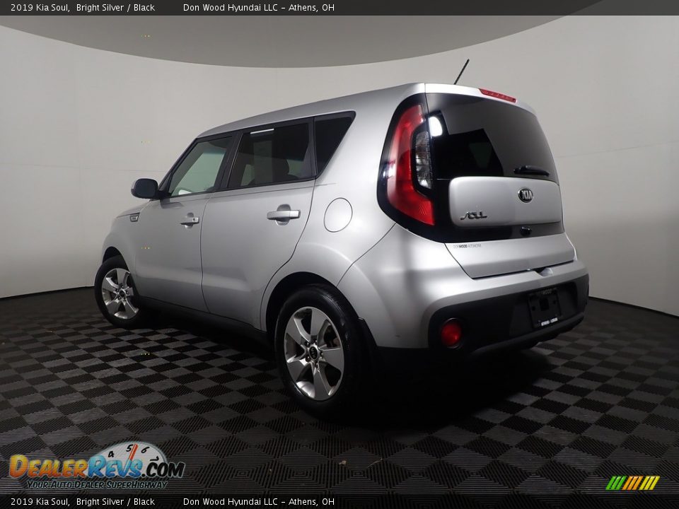 2019 Kia Soul Bright Silver / Black Photo #11