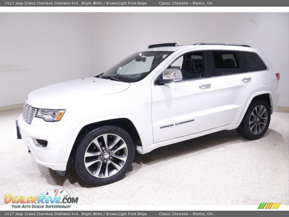 2017 Jeep Grand Cherokee Overland 4x4 Bright White / Brown/Light Frost Beige Photo #3