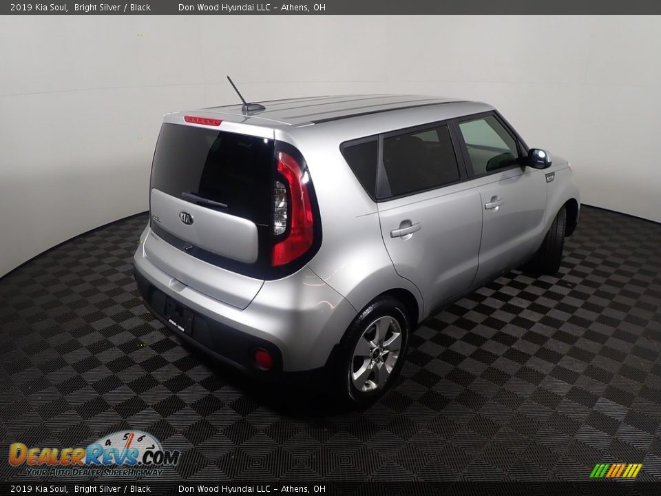 2019 Kia Soul Bright Silver / Black Photo #17