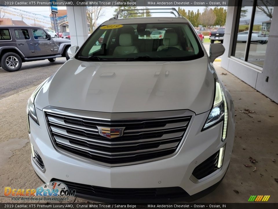 2019 Cadillac XT5 Premium Luxury AWD Crystal White Tricoat / Sahara Beige Photo #10