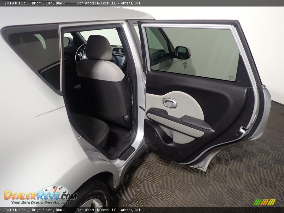 2019 Kia Soul Bright Silver / Black Photo #36