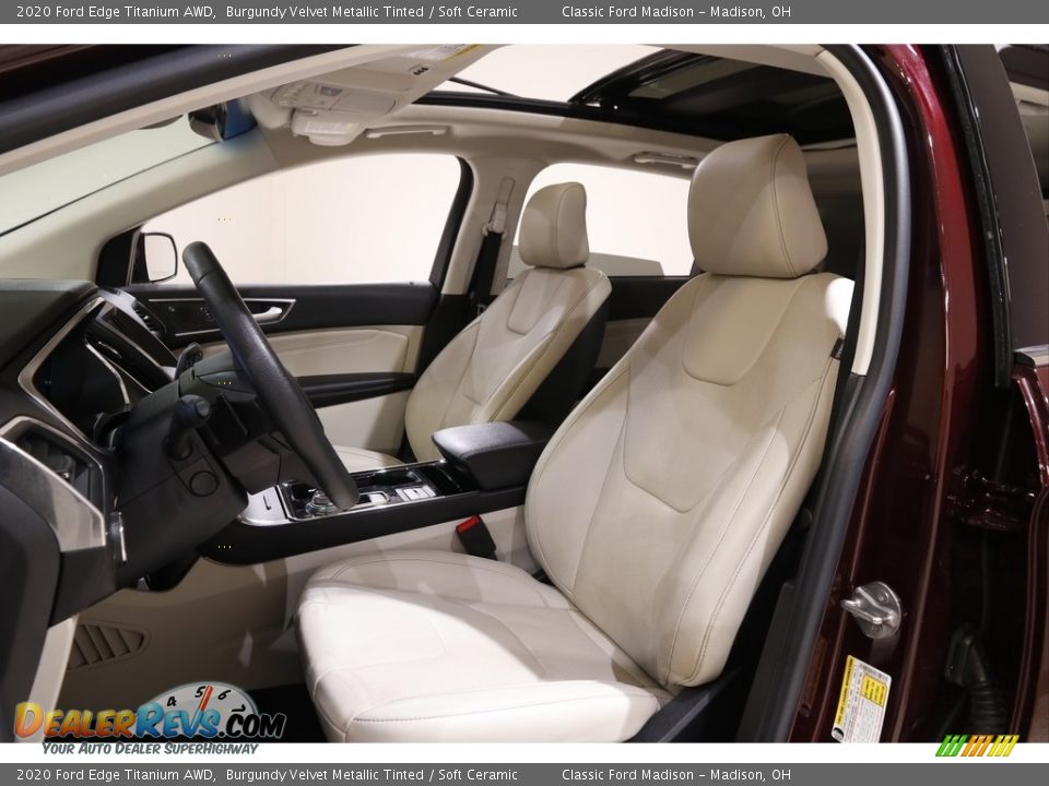 2020 Ford Edge Titanium AWD Burgundy Velvet Metallic Tinted / Soft Ceramic Photo #5