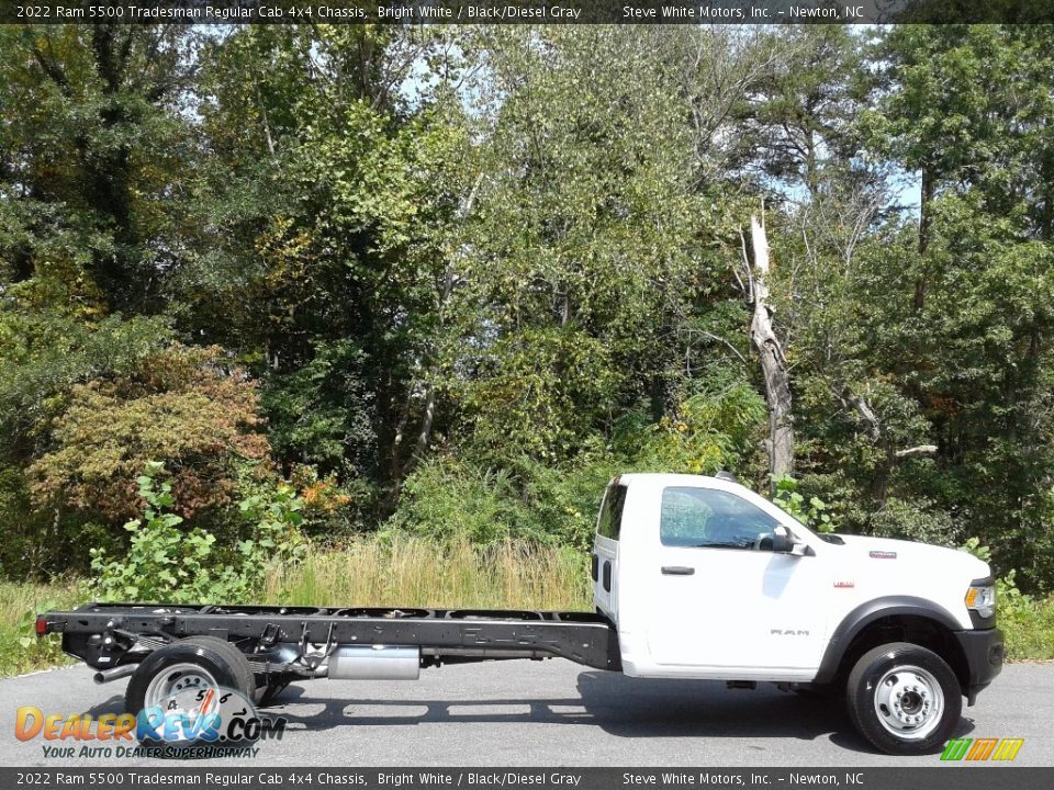 Bright White 2022 Ram 5500 Tradesman Regular Cab 4x4 Chassis Photo #5