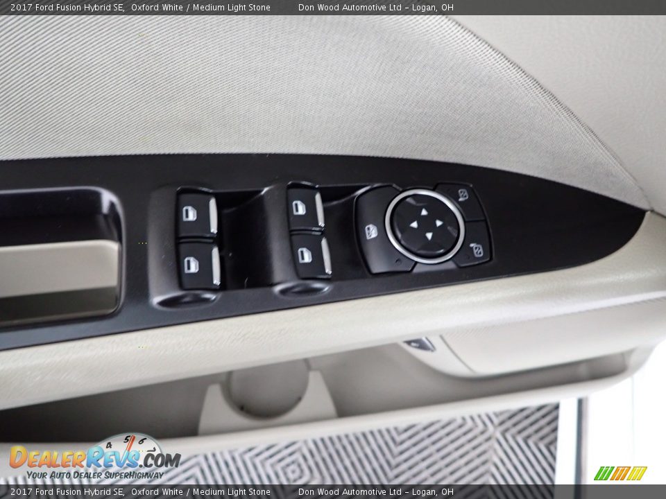2017 Ford Fusion Hybrid SE Oxford White / Medium Light Stone Photo #16
