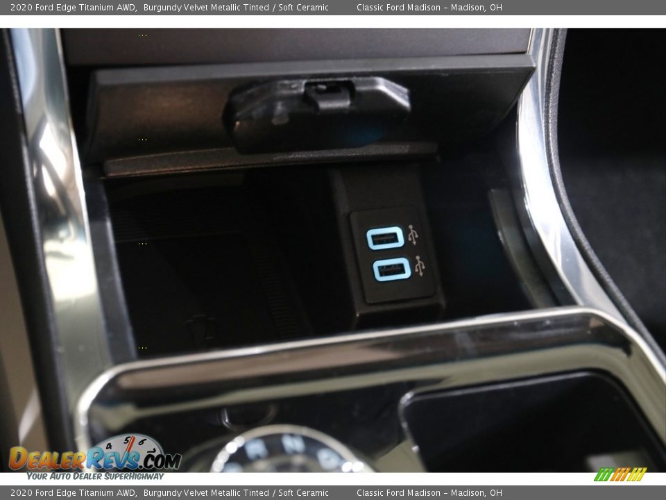2020 Ford Edge Titanium AWD Burgundy Velvet Metallic Tinted / Soft Ceramic Photo #16