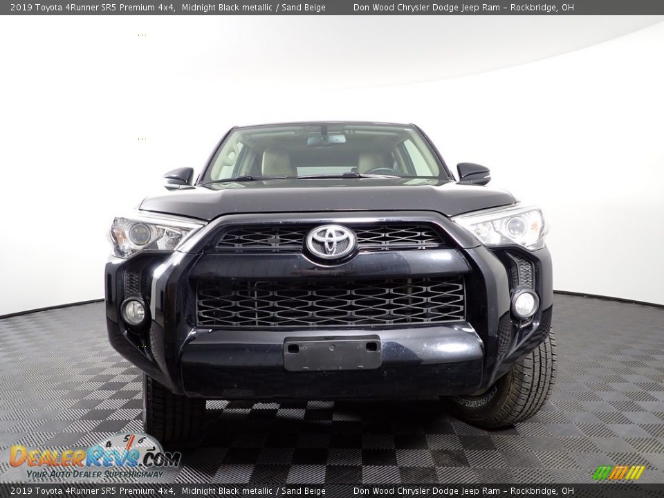 2019 Toyota 4Runner SR5 Premium 4x4 Midnight Black metallic / Sand Beige Photo #6