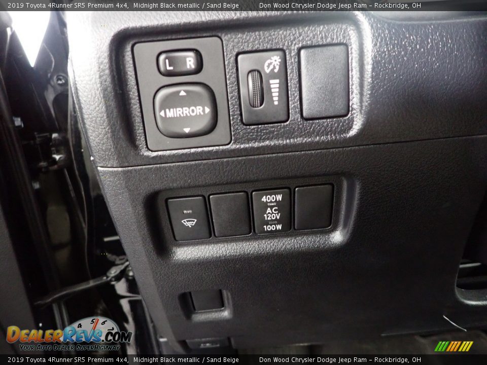 2019 Toyota 4Runner SR5 Premium 4x4 Midnight Black metallic / Sand Beige Photo #21