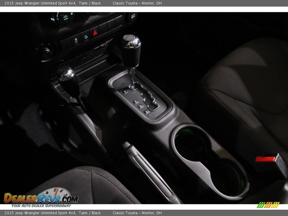 2015 Jeep Wrangler Unlimited Sport 4x4 Tank / Black Photo #11