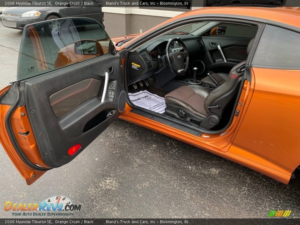 2006 Hyundai Tiburon SE Orange Crush / Black Photo #10